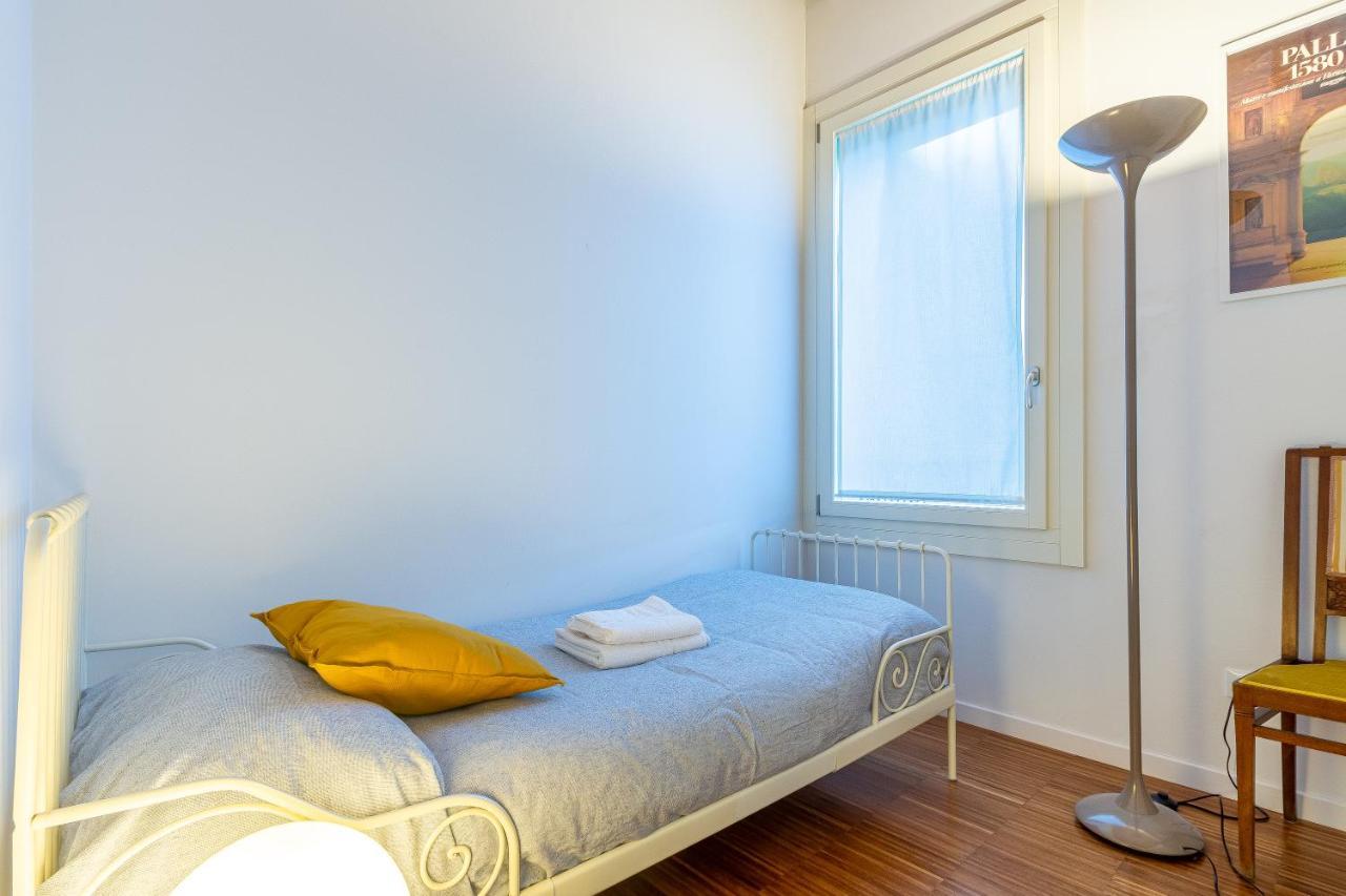 Vittoria Apartments: Soccorso Soccorsetto Віченца Екстер'єр фото